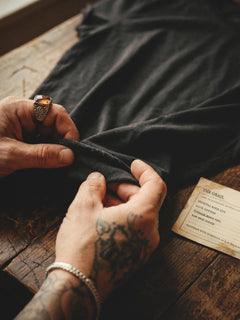 The GRAIL Rock Cut | Smoke Black
